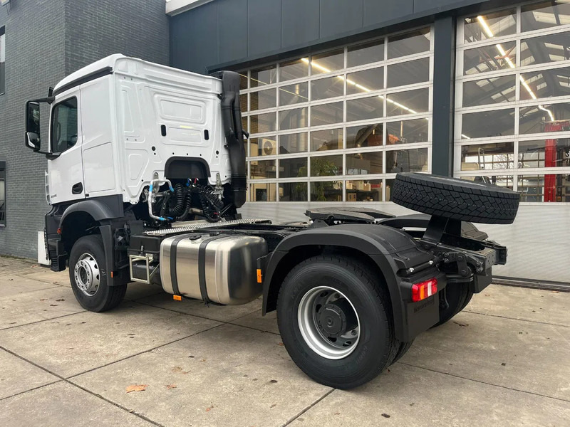 Mercedes-Benz Actros 2045 S 4x2 Tractor Head - Tractor truck: picture 3 Mercedes-Benz Actros 2045 S 4x2 Tractor Head - Tractor truck: picture 3