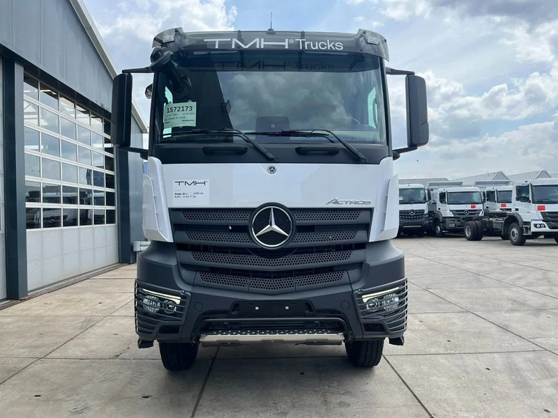 Mercedes-Benz Actros 3348 S 6x4 Tractor Head - Tractor truck: picture 2 Mercedes-Benz Actros 3348 S 6x4 Tractor Head - Tractor truck: picture 2