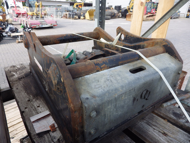 Sonstiges Primärprodukte Kompo - Attachment for Construction machinery: picture 1 Sonstiges Primärprodukte Kompo - Attachment for Construction machinery: picture 1