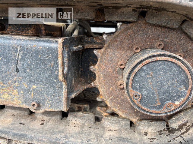 Mini excavator Cat 301.4C: picture 9
