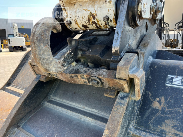 Crawler excavator Cat 336-07A: picture 15