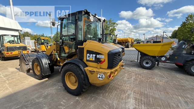 Cat 908M - Wheel loader: picture 3 Cat 908M - Wheel loader: picture 3