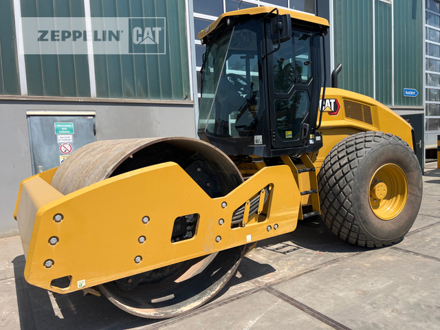 Cat CS12GC - Compactor: picture 1 Cat CS12GC - Compactor: picture 1
