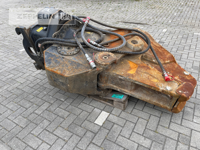 Cat MP318 - Demolition shears: picture 5 Cat MP318 - Demolition shears: picture 5