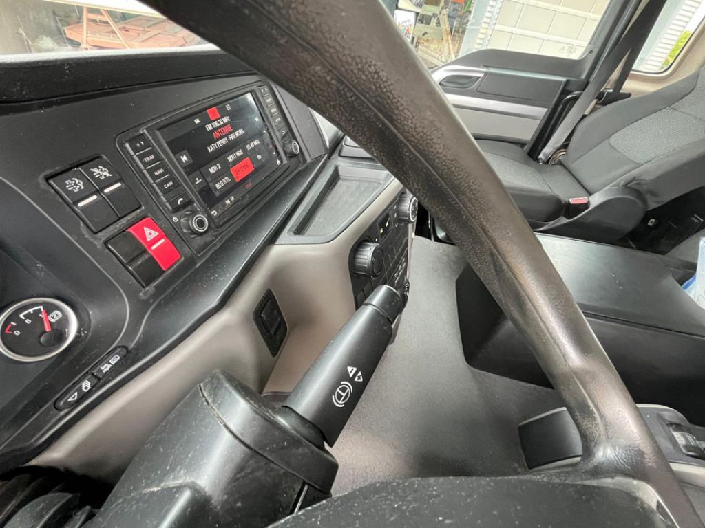 Dumper MAN TG-S 35.460 8x6 4 Achs Muldenkipper Meiller 18m³: picture 12