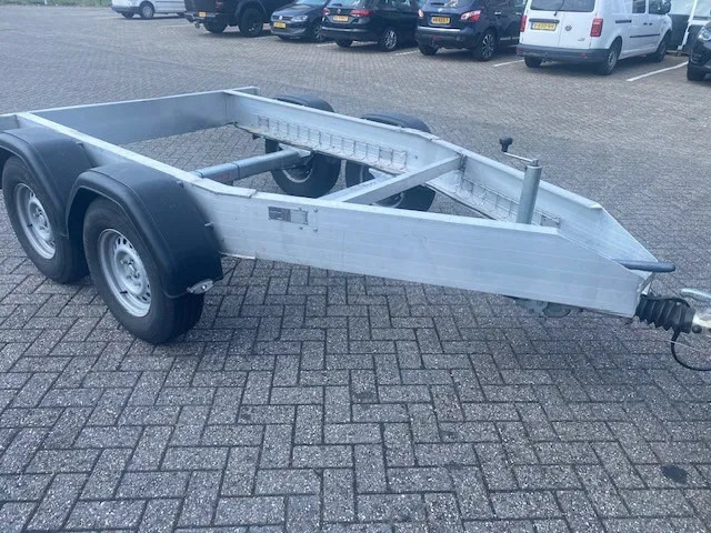 Diversen Bolle . 2 asser aanhangwagen voor kogelkoppeling 3500 kg - Chassis trailer: picture 4 Diversen Bolle . 2 asser aanhangwagen voor kogelkoppeling 3500 kg - Chassis trailer: picture 4