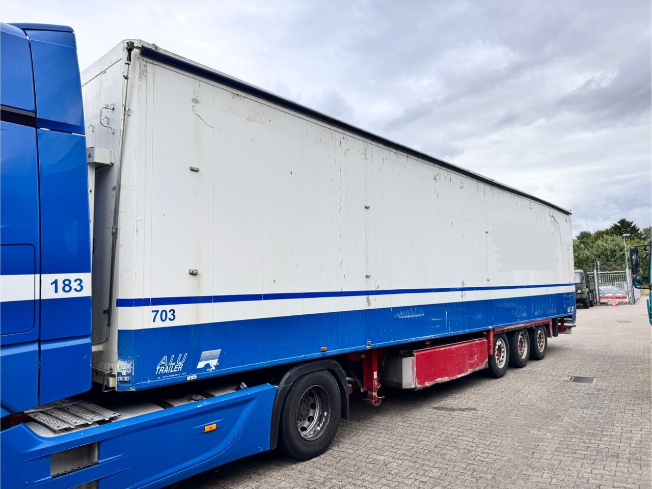 Stas S300 ZX Walkingfloor 3 x Vorhanden TÜV NEU - Walking floor semi-trailer: picture 3 Stas S300 ZX Walkingfloor 3 x Vorhanden TÜV NEU - Walking floor semi-trailer: picture 3