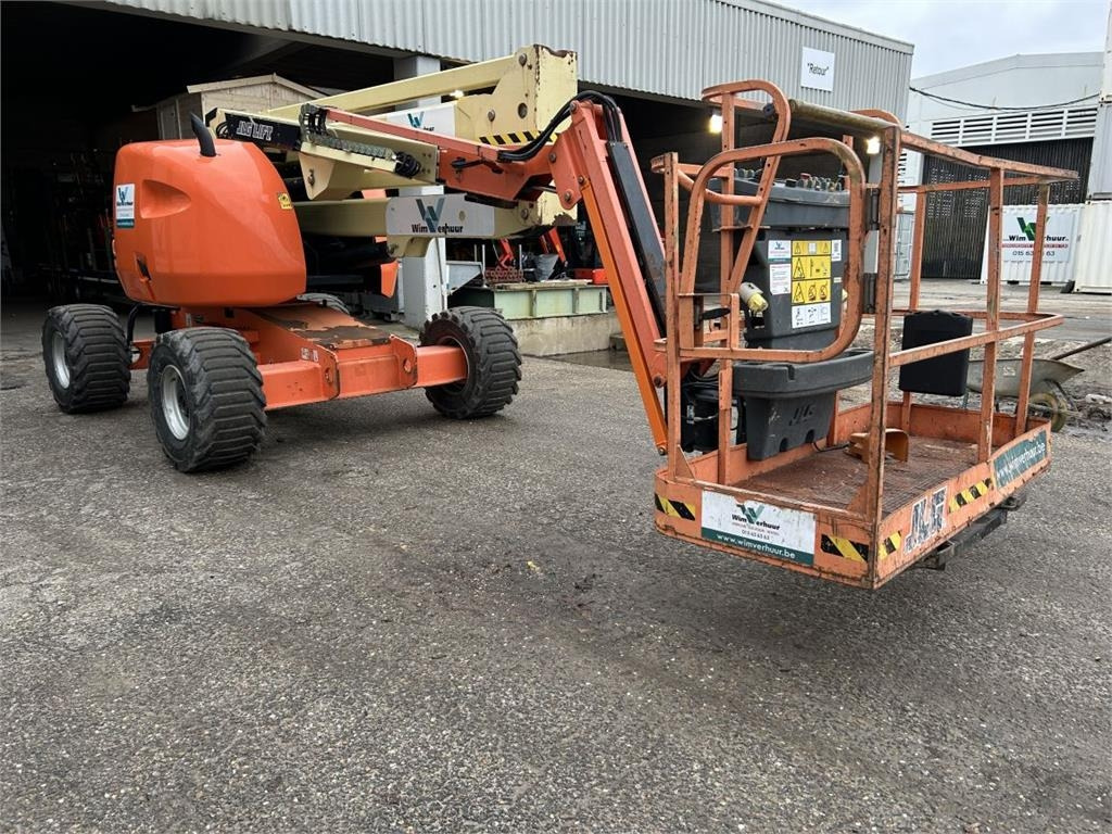 JLG 450AJ (3216)  - Articulated boom: picture 5 JLG 450AJ (3216)  - Articulated boom: picture 5