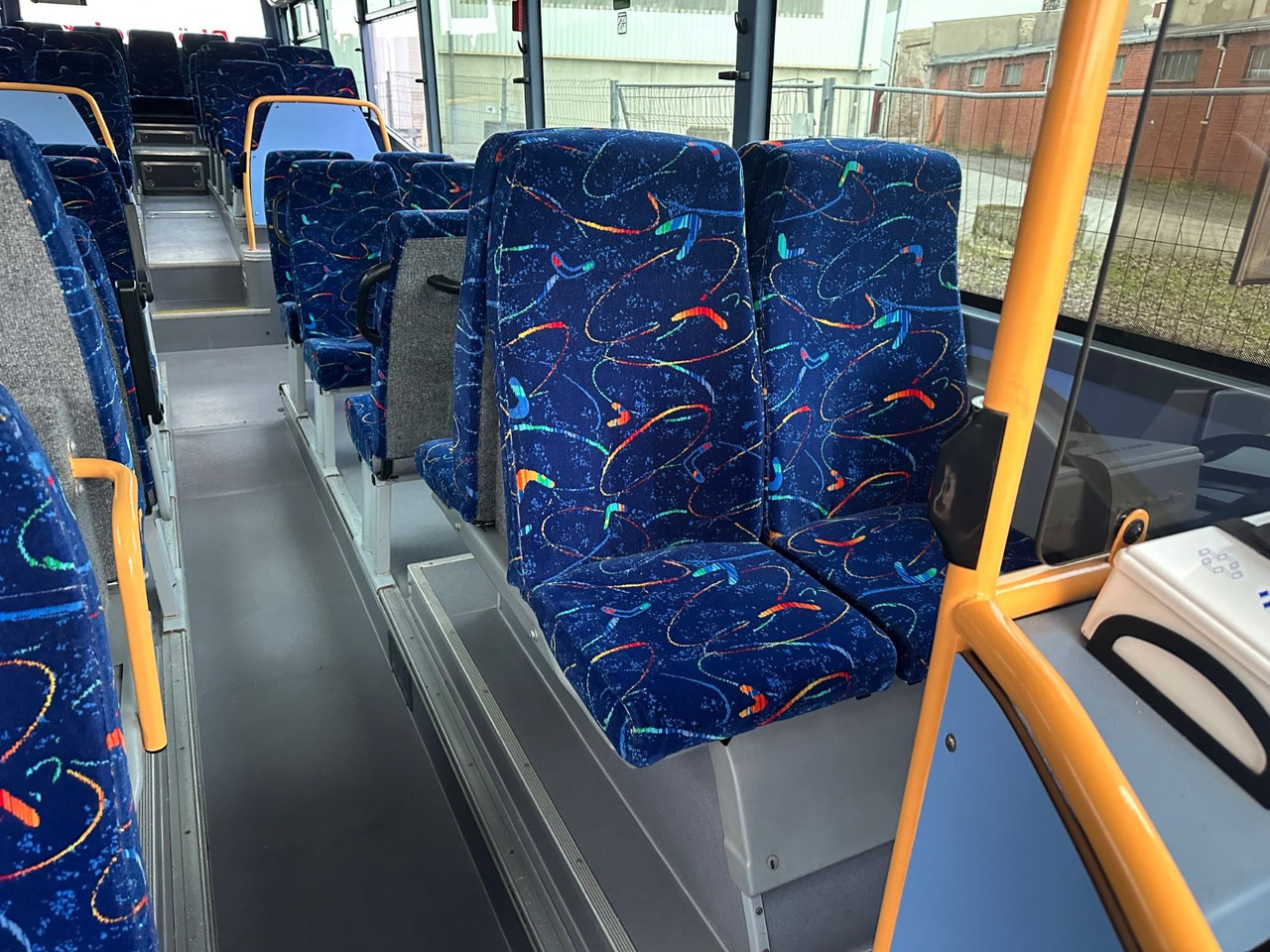 Iveco Irisbus Crossway LE SFR 152 DE*100 km/h*Schalt Iveco Irisbus Crossway LE SFR 152 DE*100 km/h*Schalt - City bus: picture 4 Iveco Irisbus Crossway LE SFR 152 DE*100 km/h*Schalt Iveco Irisbus Crossway LE SFR 152 DE*100 km/h*Schalt - City bus: picture 4